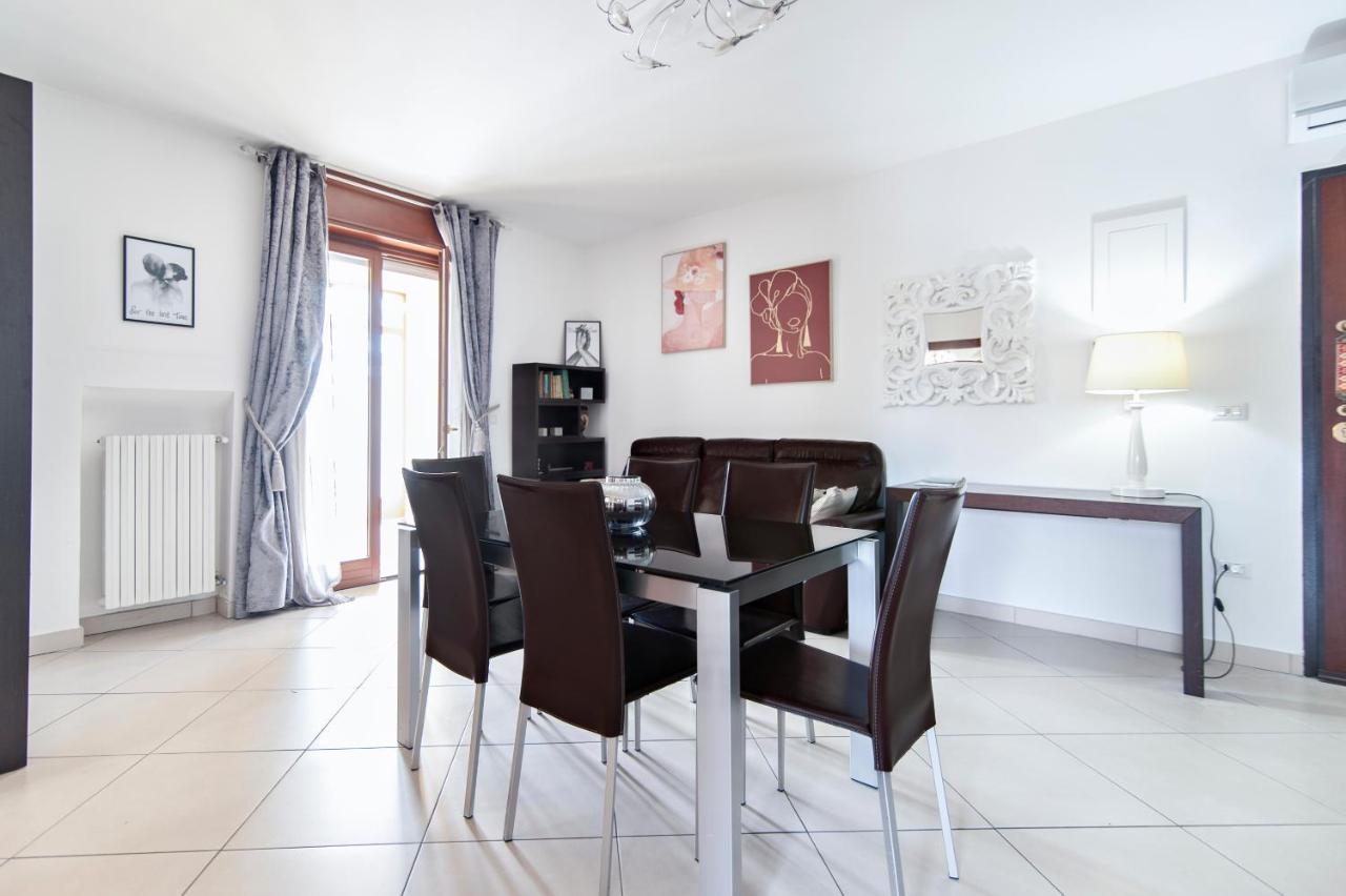Casa Mabel Terrace - Sit Apartment Lecce Bagian luar foto